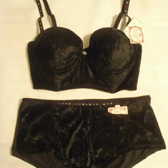 FLIRTITUDE 32B 34B 34C Le Velvet Bra 2347 Choice 5 6 Glam Panty NWT Black - Picture 1 of 5